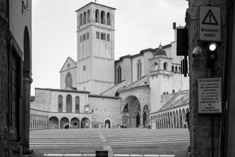 Straatfotografie: Assisi, Italië - najaar 2025